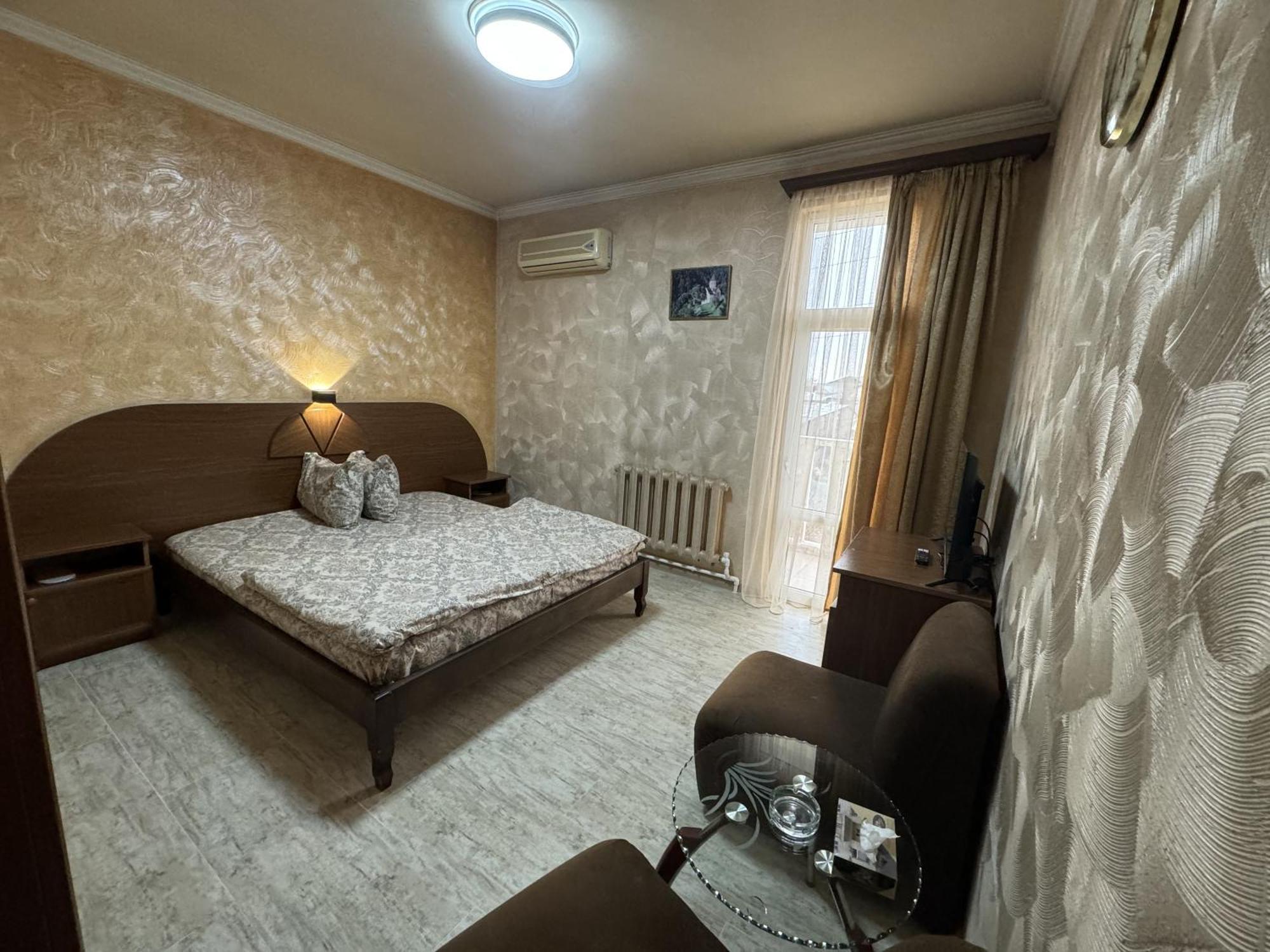 White House Hotel Γιερεβάν Εξωτερικό φωτογραφία