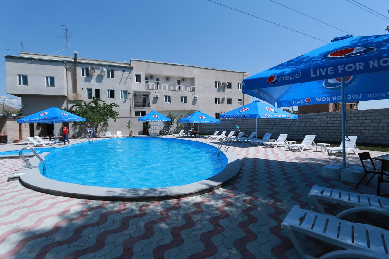 White House Hotel Γιερεβάν Εξωτερικό φωτογραφία
