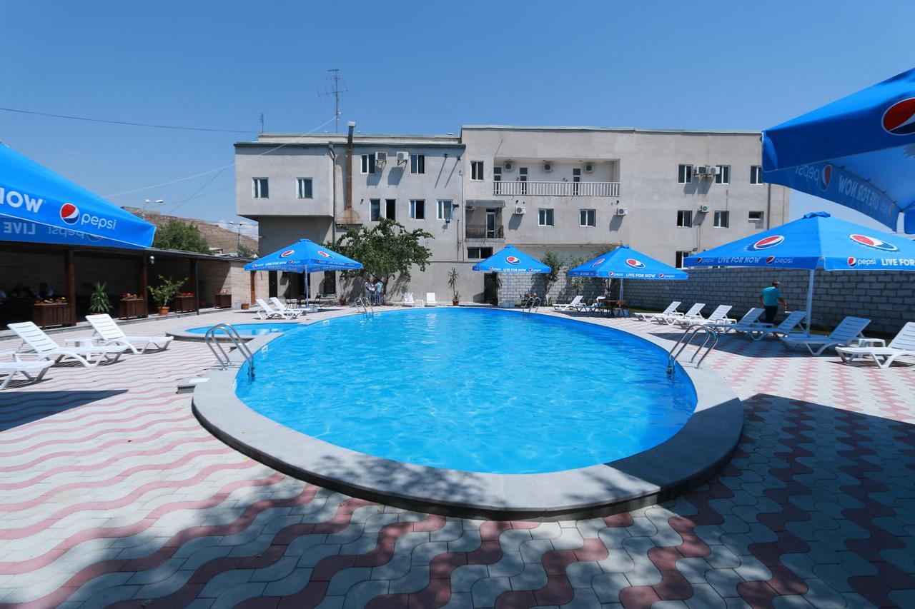 White House Hotel Γιερεβάν Εξωτερικό φωτογραφία